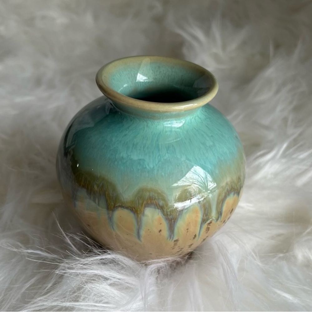 Handmade pottery jar/vase
